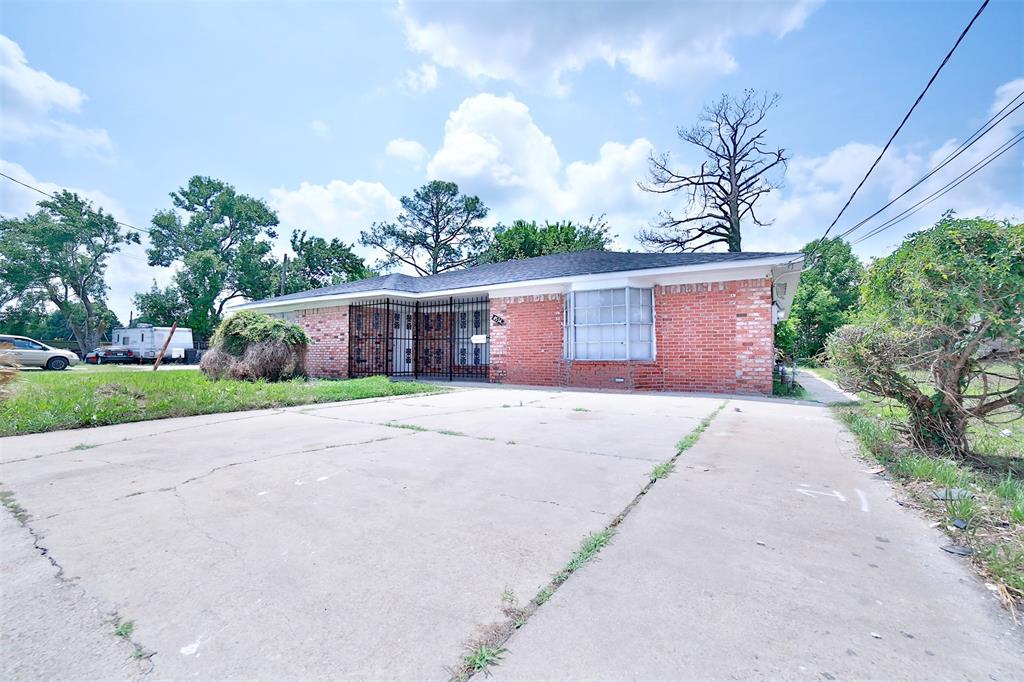 6534 Ledbetter Street, Houston, Texas image 4