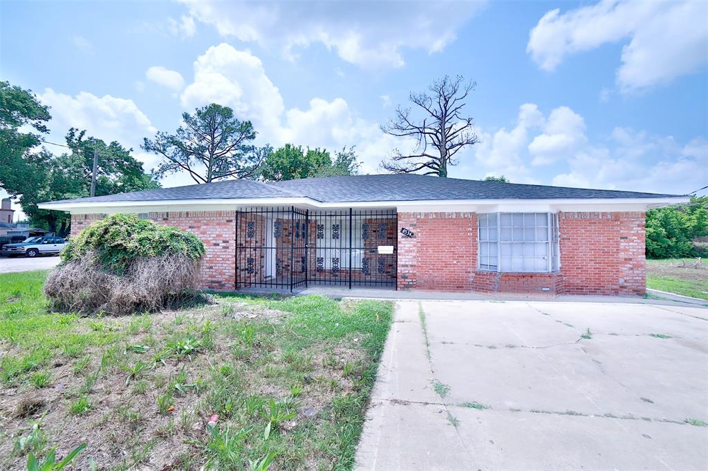 6534 Ledbetter Street, Houston, Texas image 2