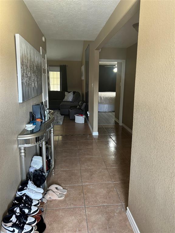 4909 Fairvent Street, Pasadena, Texas image 2