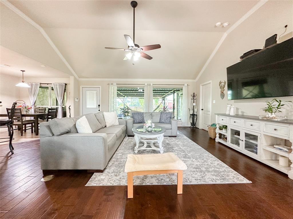 2818 Rustic Wood Lane
