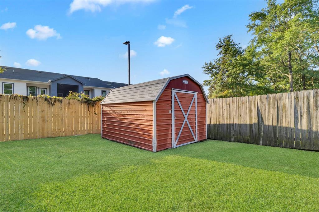 110 Campbell Wood Drive, Livingston, Texas image 21