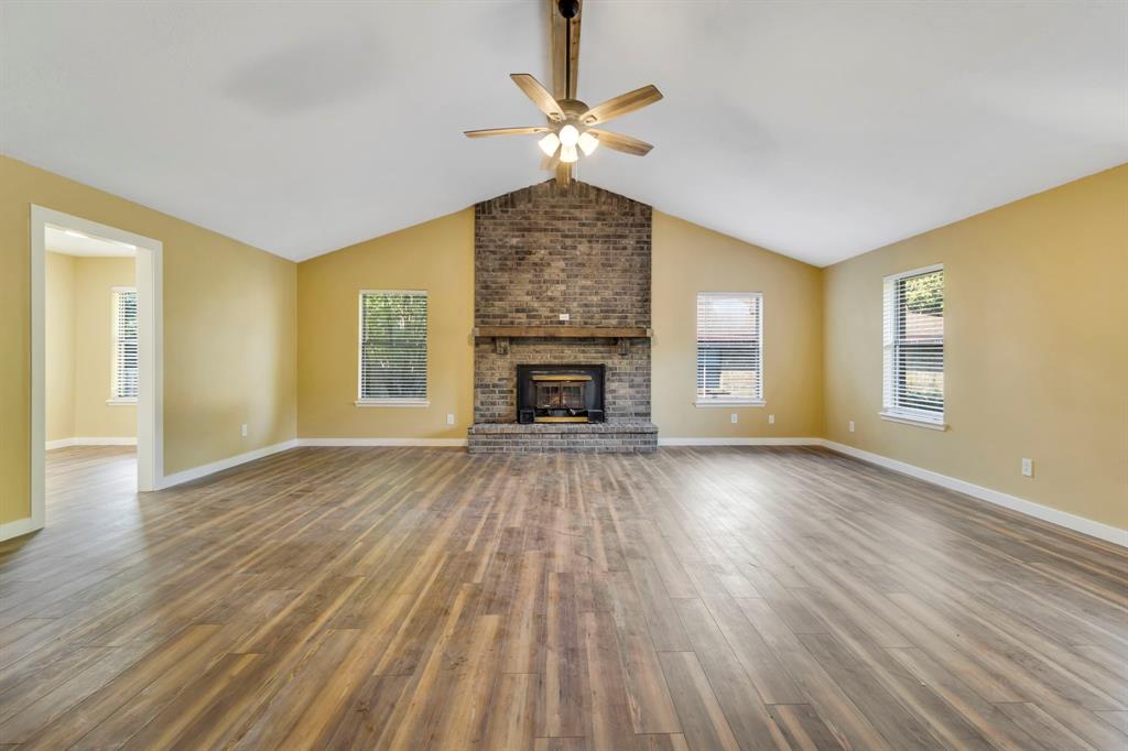 110 Campbell Wood Drive, Livingston, Texas image 7