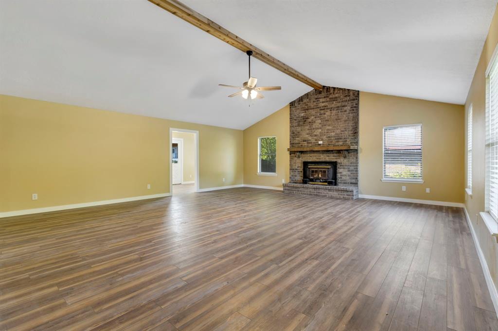 110 Campbell Wood Drive, Livingston, Texas image 8