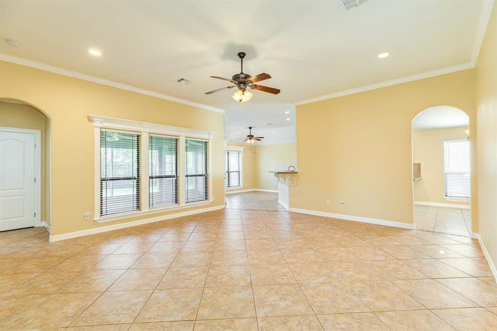 702 Moore Street, Richwood, Texas image 11