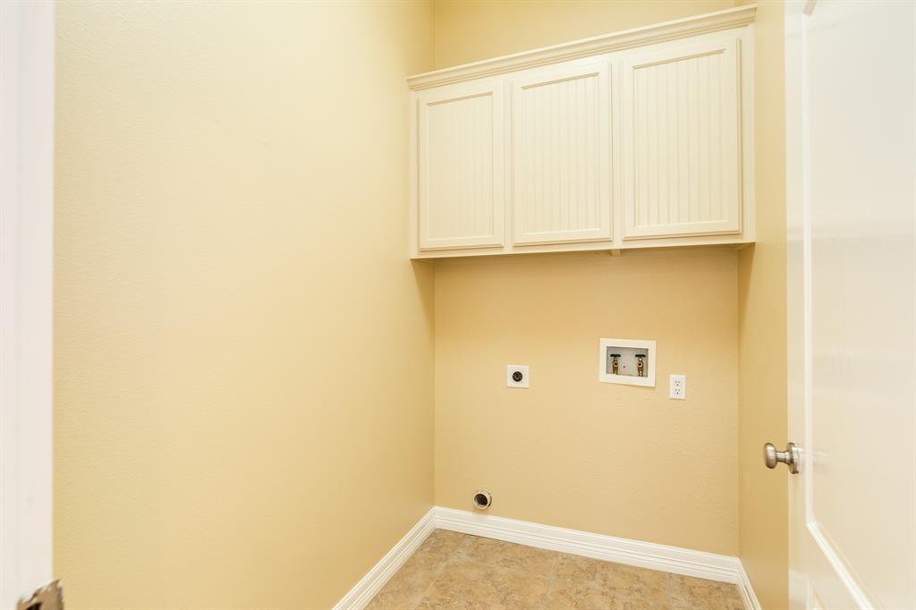 702 Moore Street, Richwood, Texas image 28