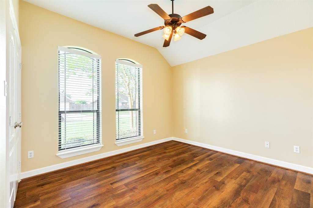 702 Moore Street, Richwood, Texas image 25