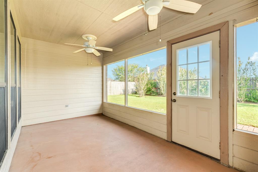 702 Moore Street, Richwood, Texas image 29