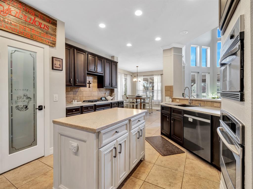303 Normandy Lane, Heath, Texas image 11