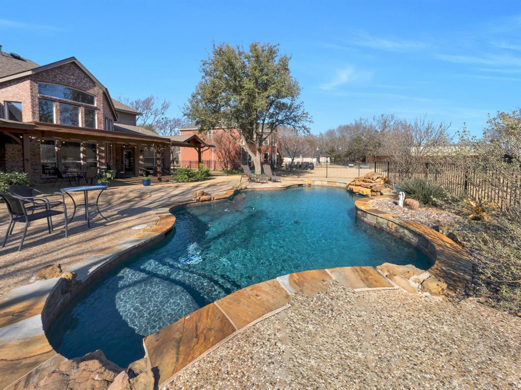 303 Normandy Lane, Heath, Texas image 1