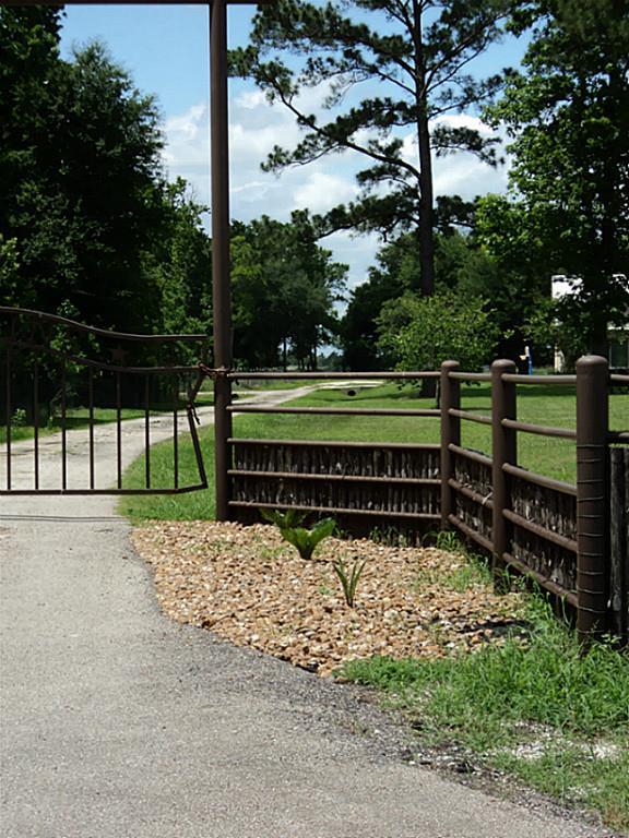2620 Hwy 90, Crosby, Texas image 13