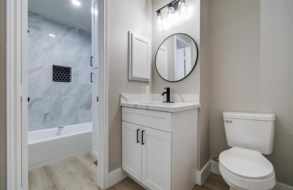 20111 18th Fairway Drive, Humble, Texas image 9