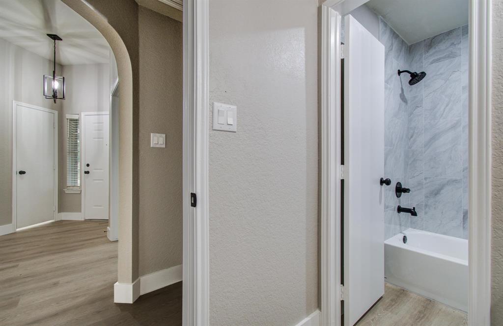 20111 18th Fairway Drive, Humble, Texas image 11
