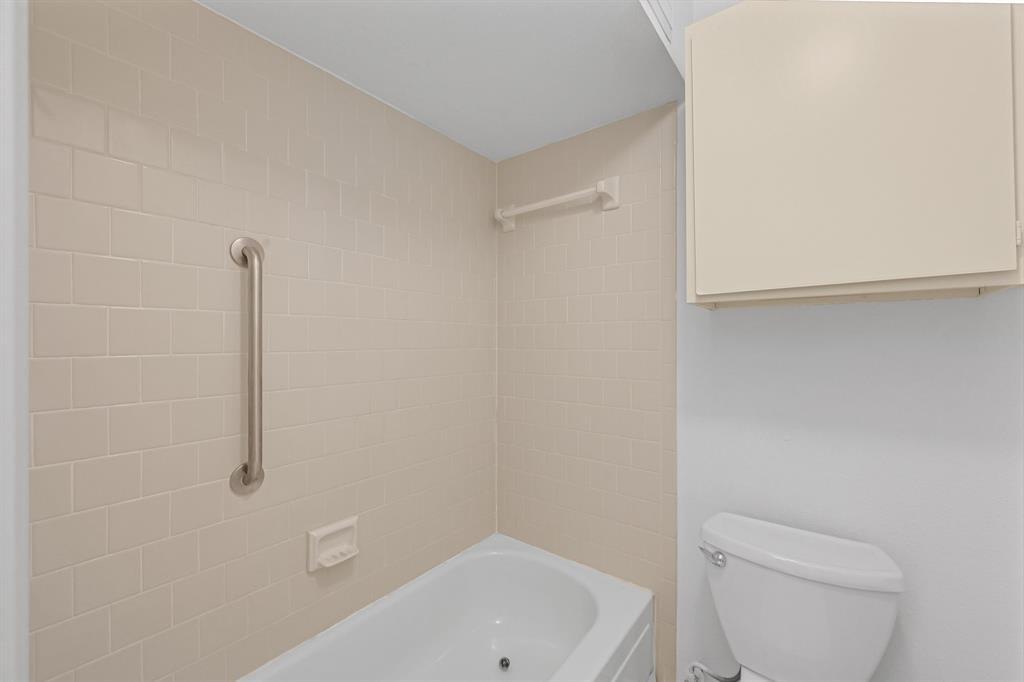 6633 W Airport Boulevard #514, Houston, Texas image 18