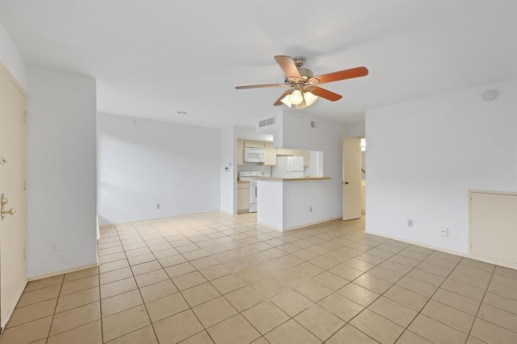 6633 W Airport Boulevard #514, Houston, Texas image 6