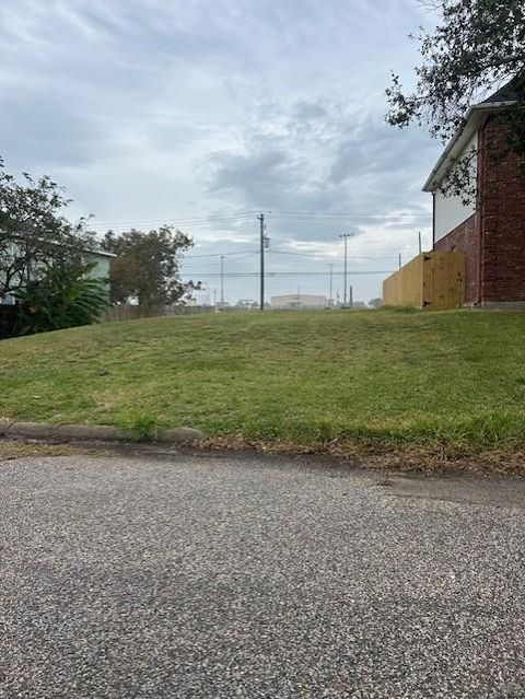 Photo of 3215 Kleinmann, Galveston, TX 77551 (MLS # 38479113)