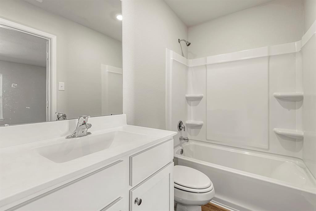 10430 Red Cardinal Drive Drive, Cleveland, Texas image 7