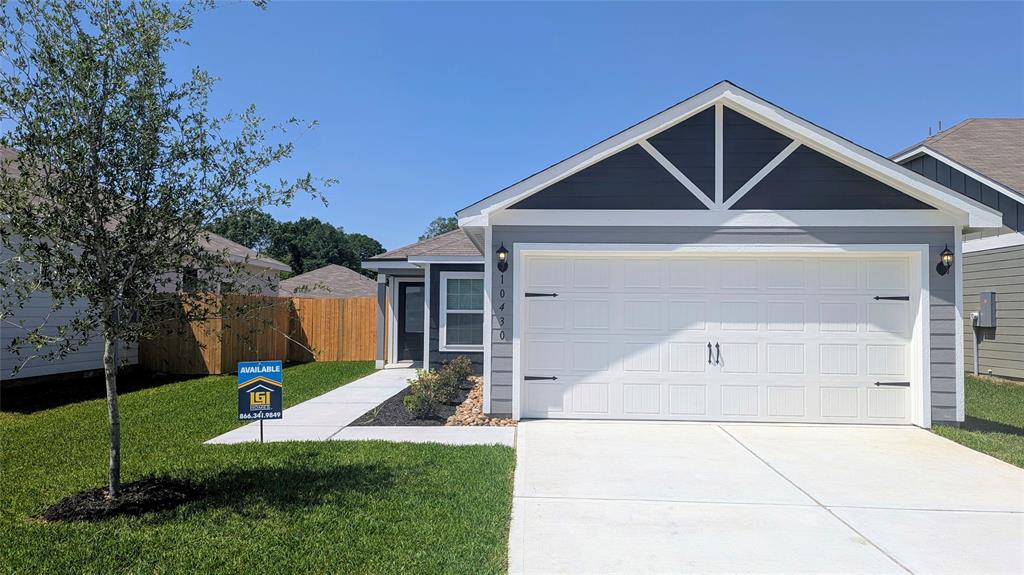 10430 Red Cardinal Drive Drive, Cleveland, Texas image 1
