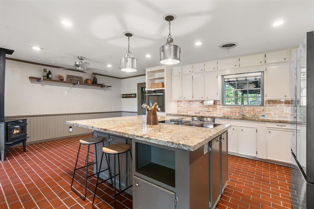 2355 Jackson League Circle, Brenham, Texas image 9
