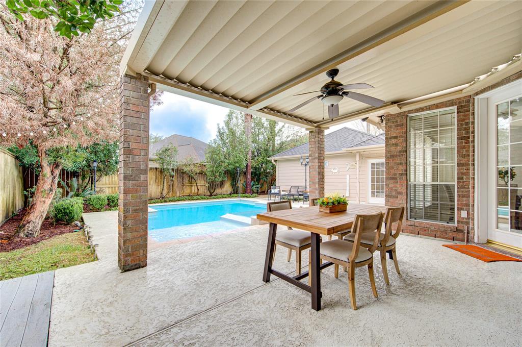 13515 N Tracewood Bend
