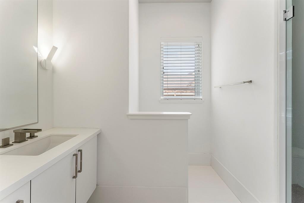 3214 W Benders Landing Boulevard, Spring, Texas image 29