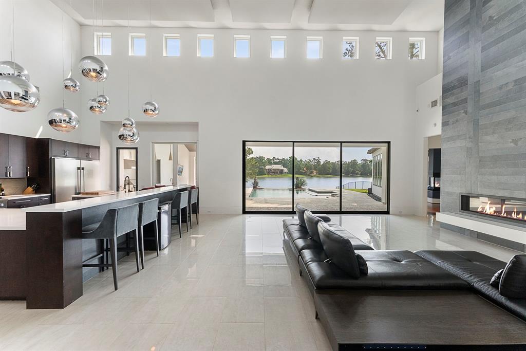 3214 W Benders Landing Boulevard, Spring, Texas image 11