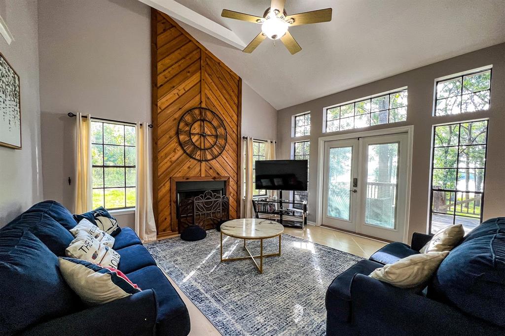 191 Deerwood Trail