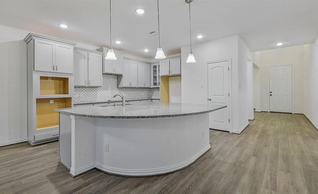6106 Lake Chippewa Court