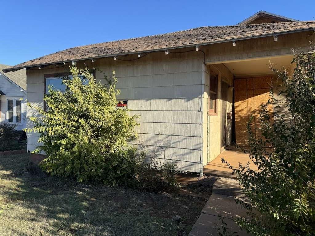 105 E Washington Avenue, Electra, Texas image 7