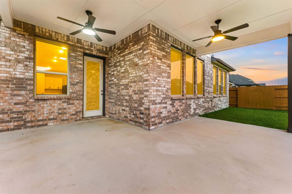 142 Sunray Creek Drive, Katy, Texas image 26
