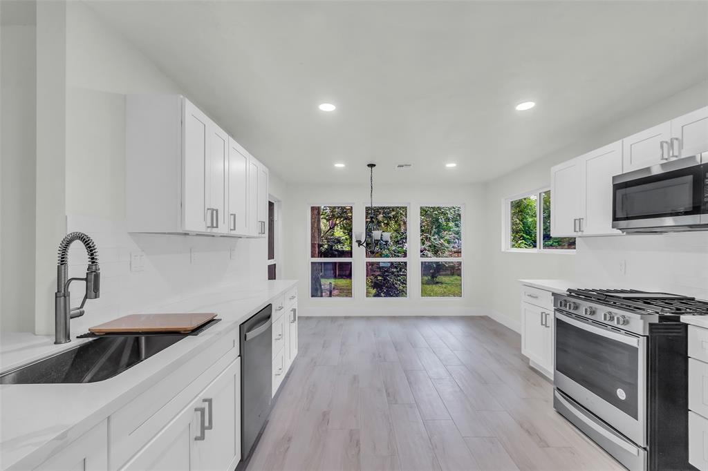 1602 Pine Oak Drive