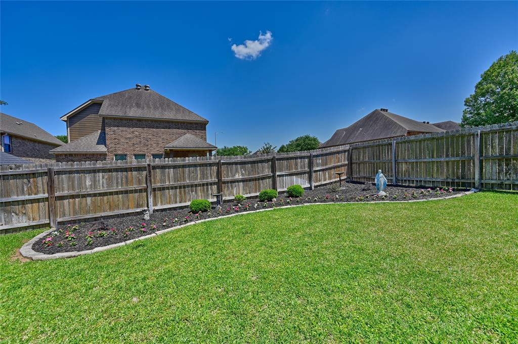 2207 Ralston Creek Court, Brenham, Texas image 8