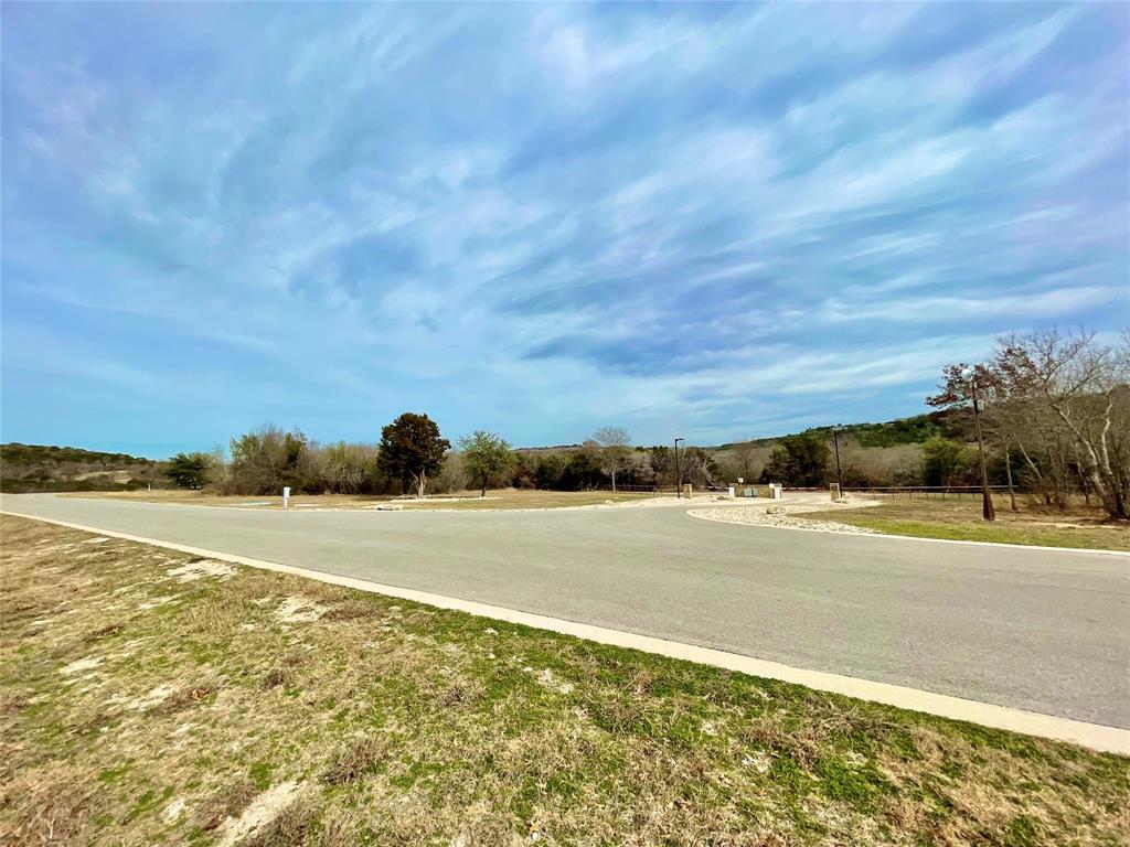 8634 Retreat Boulevard, Cleburne, Texas image 2