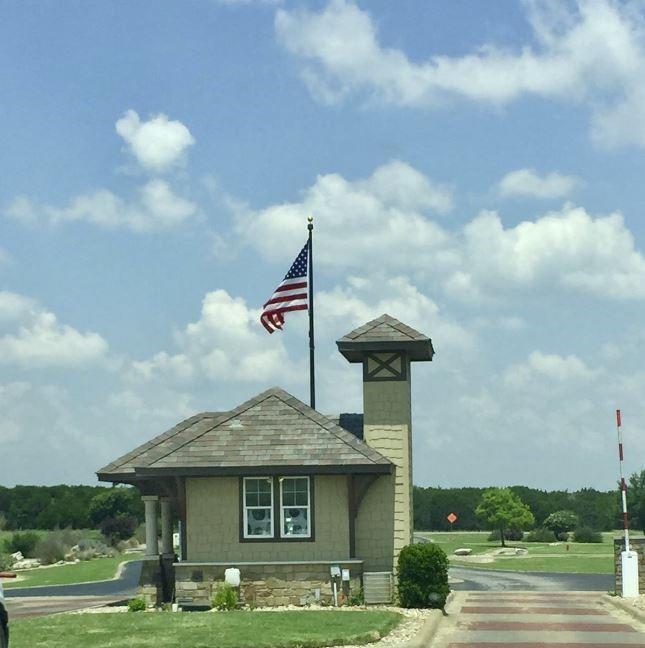 8634 Retreat Boulevard, Cleburne, Texas image 4