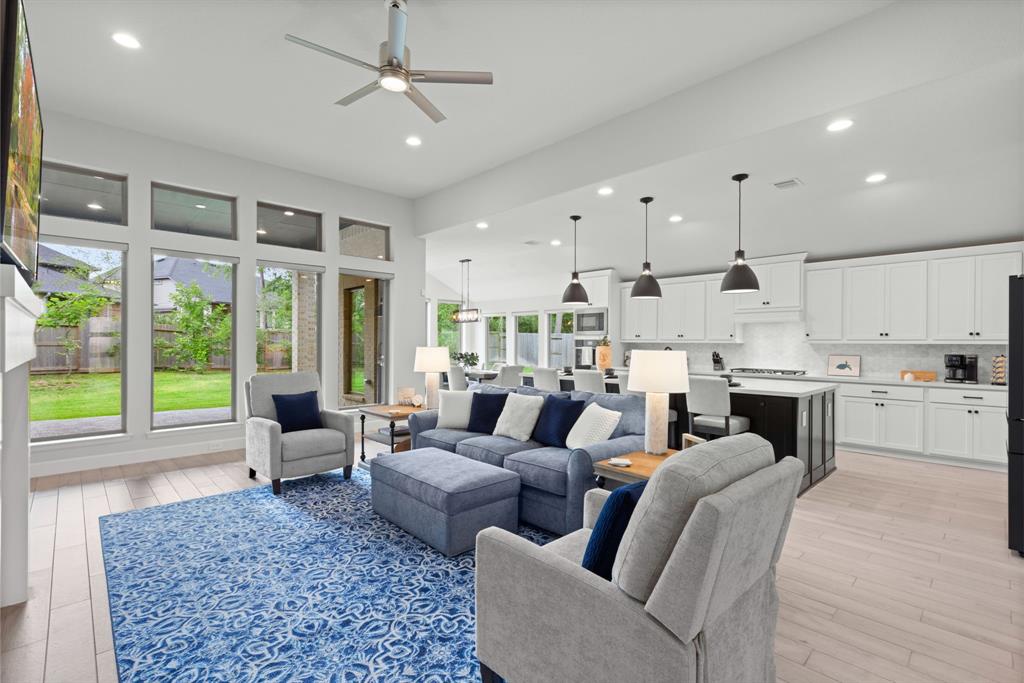 719 Carina Gaze Court, Conroe, Texas image 14