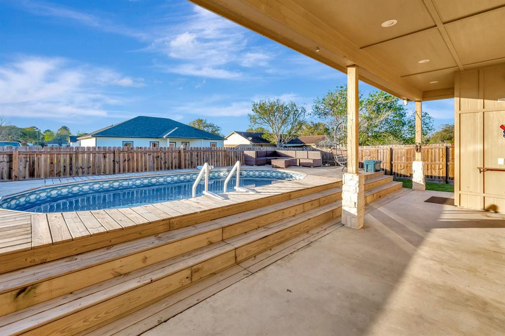 80 Pineview Road, Concan, Texas image 49