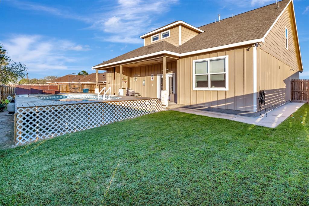 80 Pineview Road, Concan, Texas image 48