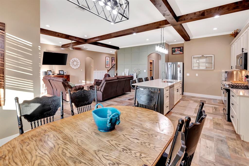 80 Pineview Road, Concan, Texas image 18