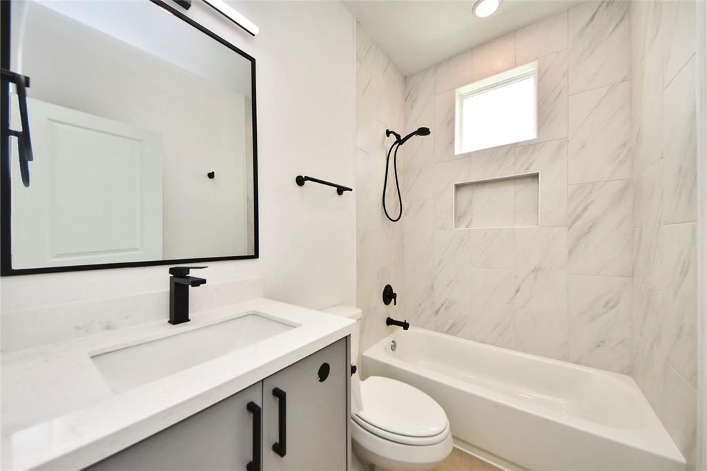 8109 Rock Rose Street, Houston, Texas image 28
