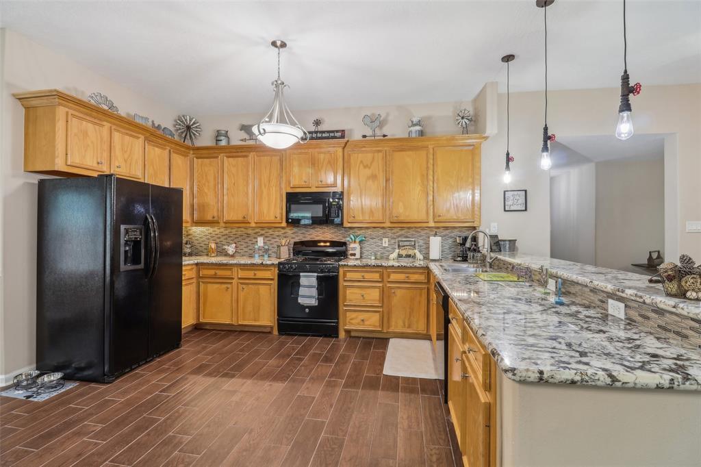 7022 Ramblewood Drive, Magnolia, Texas image 11