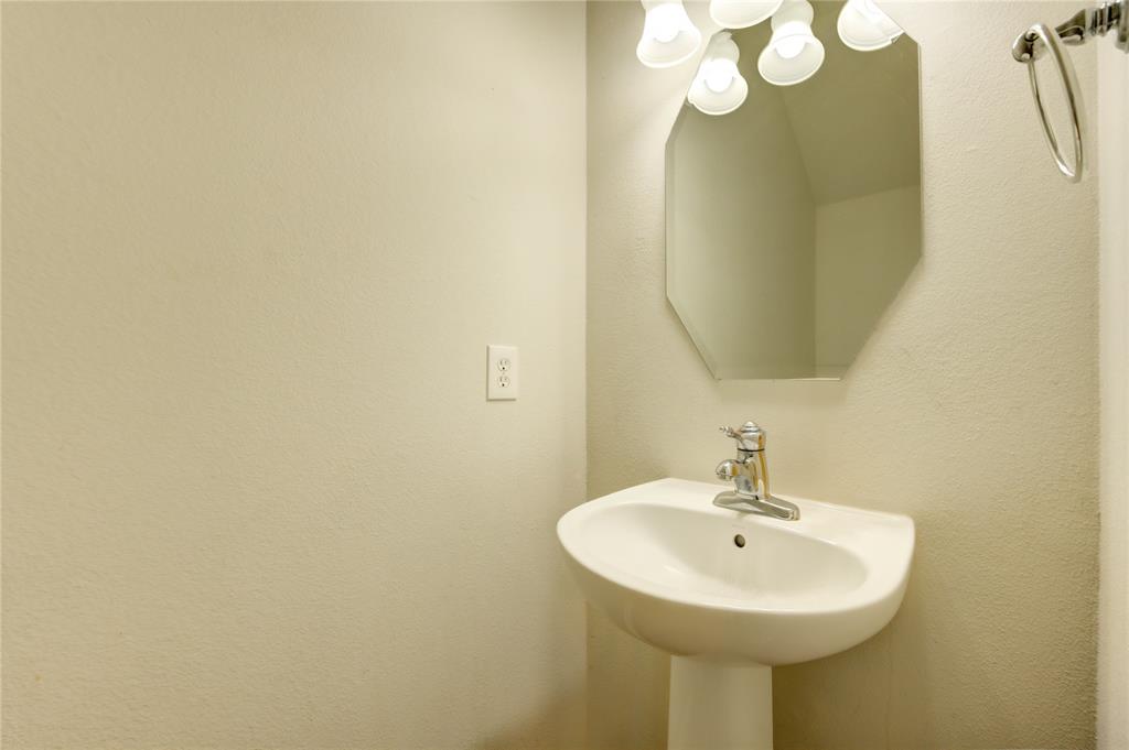 23610 Youpon Lake Lane, Spring, Texas image 12