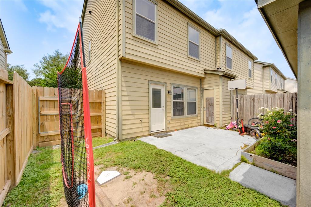 23610 Youpon Lake Lane, Spring, Texas image 31