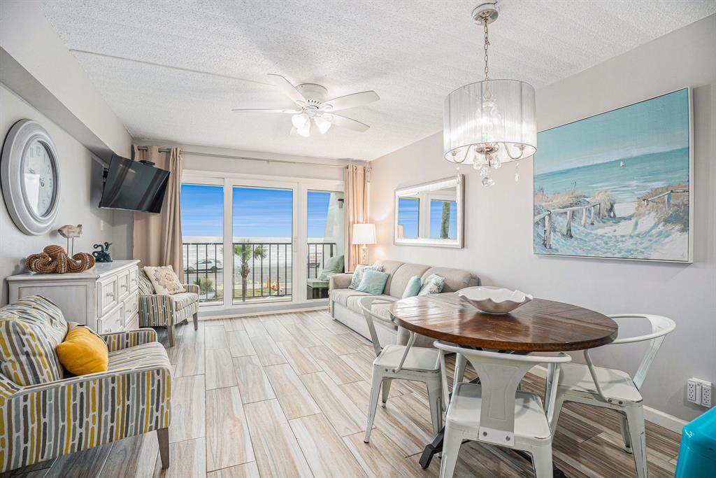 7310 Seawall Blvd Blvd #210, Galveston, Texas image 2