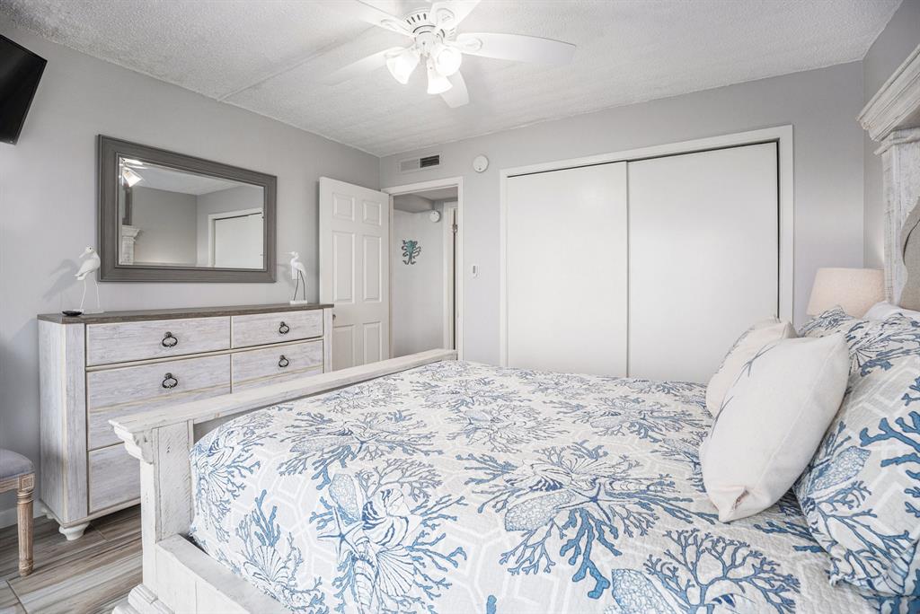 7310 Seawall Blvd Blvd #210, Galveston, Texas image 14