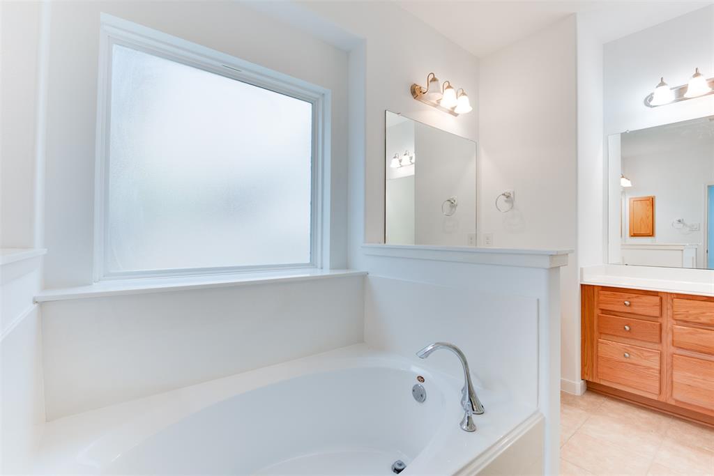 12507 Shorelands Road, Cypress, Texas image 31