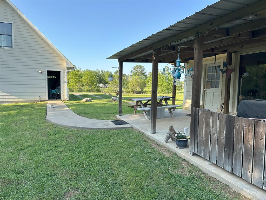 15395 Kitty Hawk Drive, Waller, Texas image 11