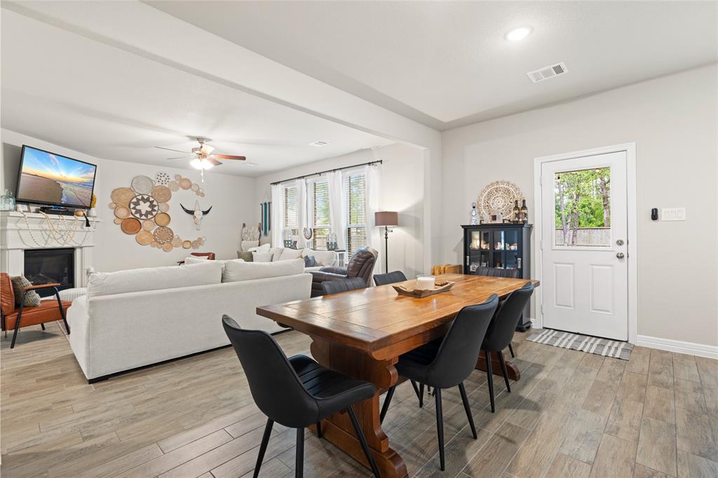 112 Wind Flower Track Court, Conroe, Texas image 14