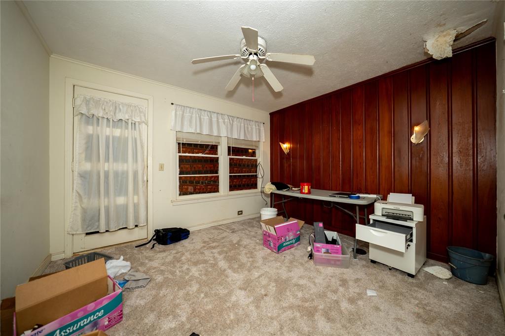 404 N Grace Street, Crockett, Texas image 30
