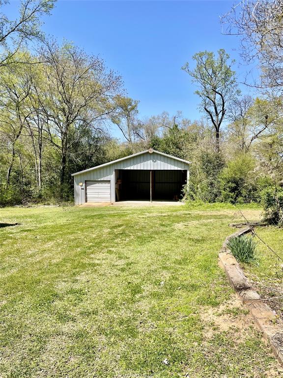 404 N Grace Street, Crockett, Texas image 10