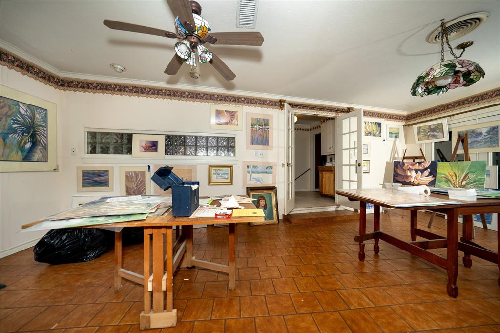 404 N Grace Street, Crockett, Texas image 23