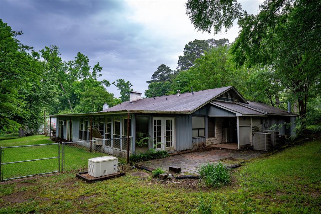 404 N Grace Street, Crockett, Texas image 17